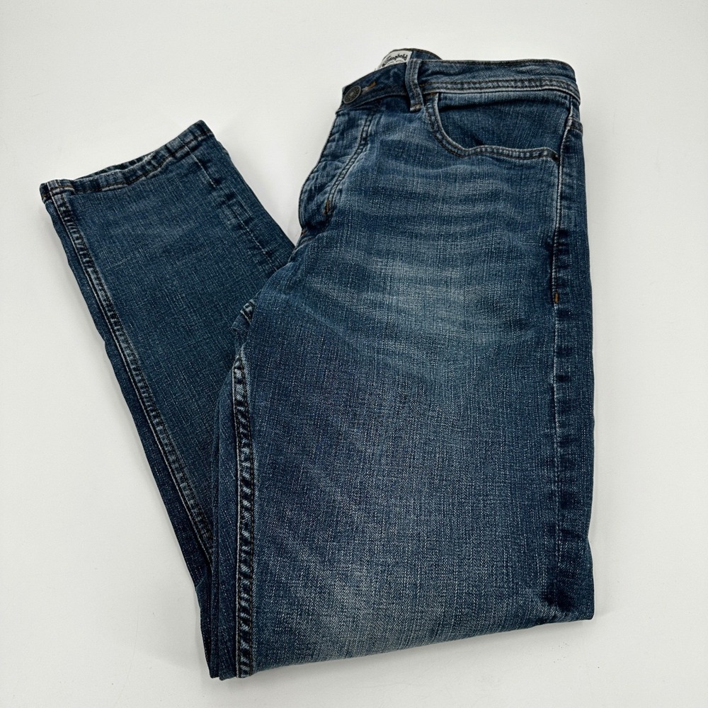 The Stronghold Selvedge Men Relaxed‎ Tapered Fit Blue Wash Denim Jeans W30L30